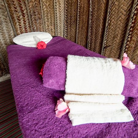 Zanbluu Beach Hotel Кивенгва Экстерьер фото