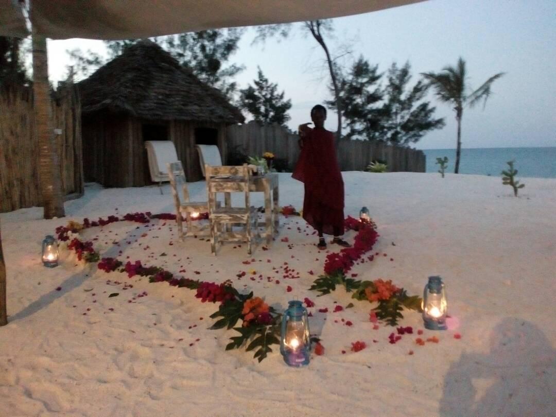 Zanbluu Beach Hotel Кивенгва Экстерьер фото