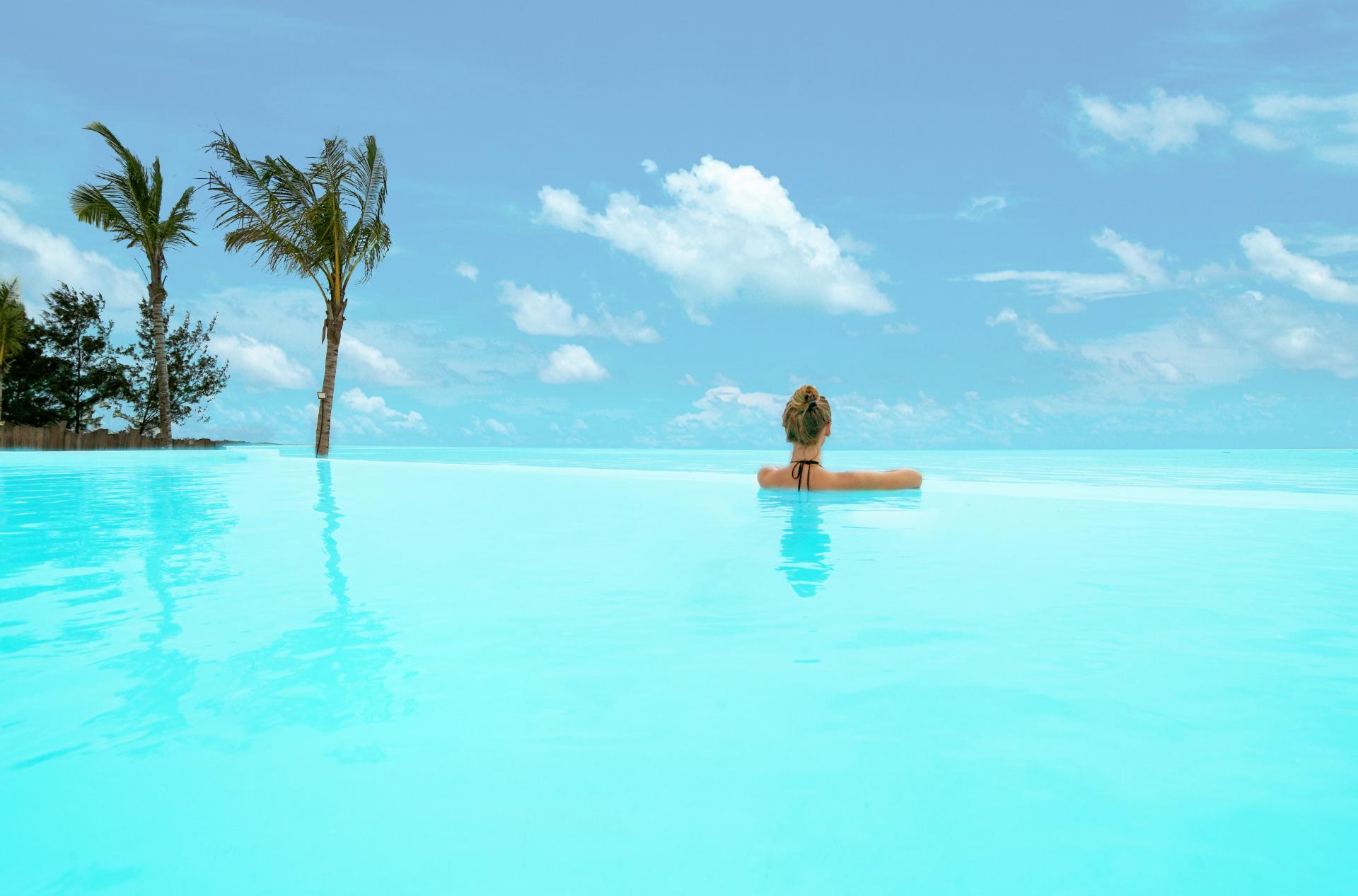 Zanbluu Beach Hotel Кивенгва Экстерьер фото